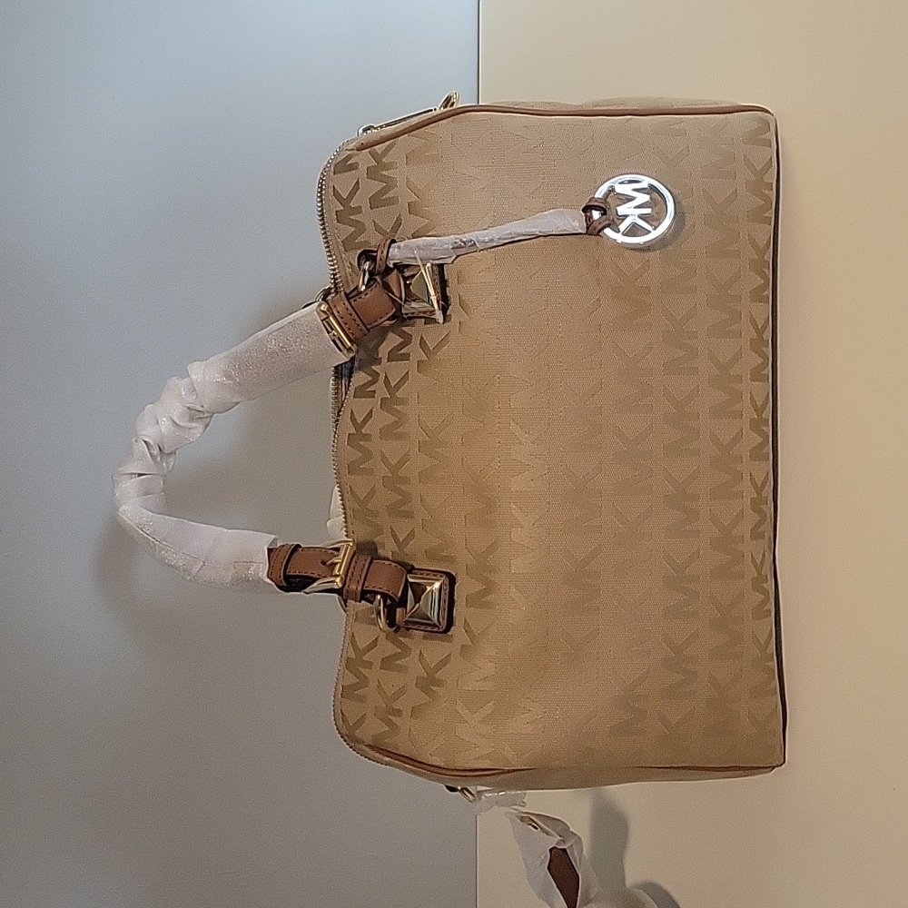 Michael Kors Grayson Large Satchel